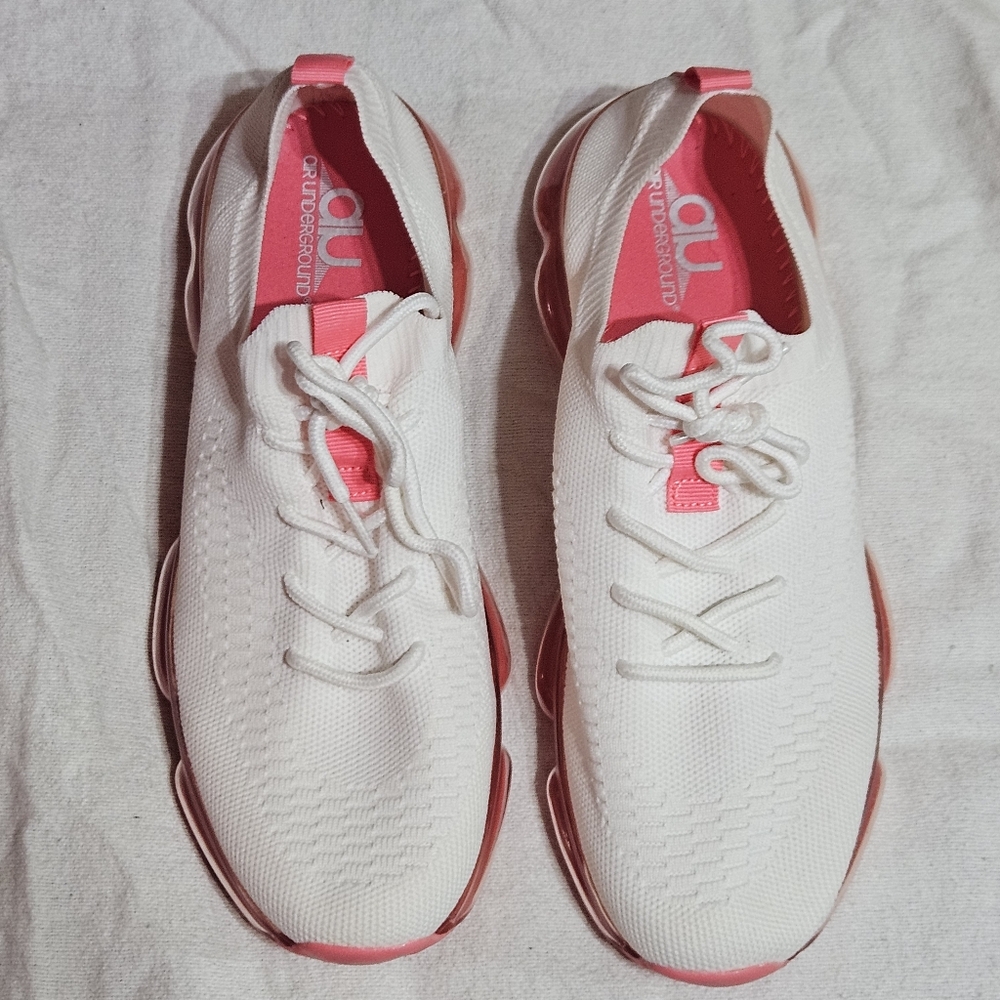 AU Air Underground Woman's Pink and White Sneakers